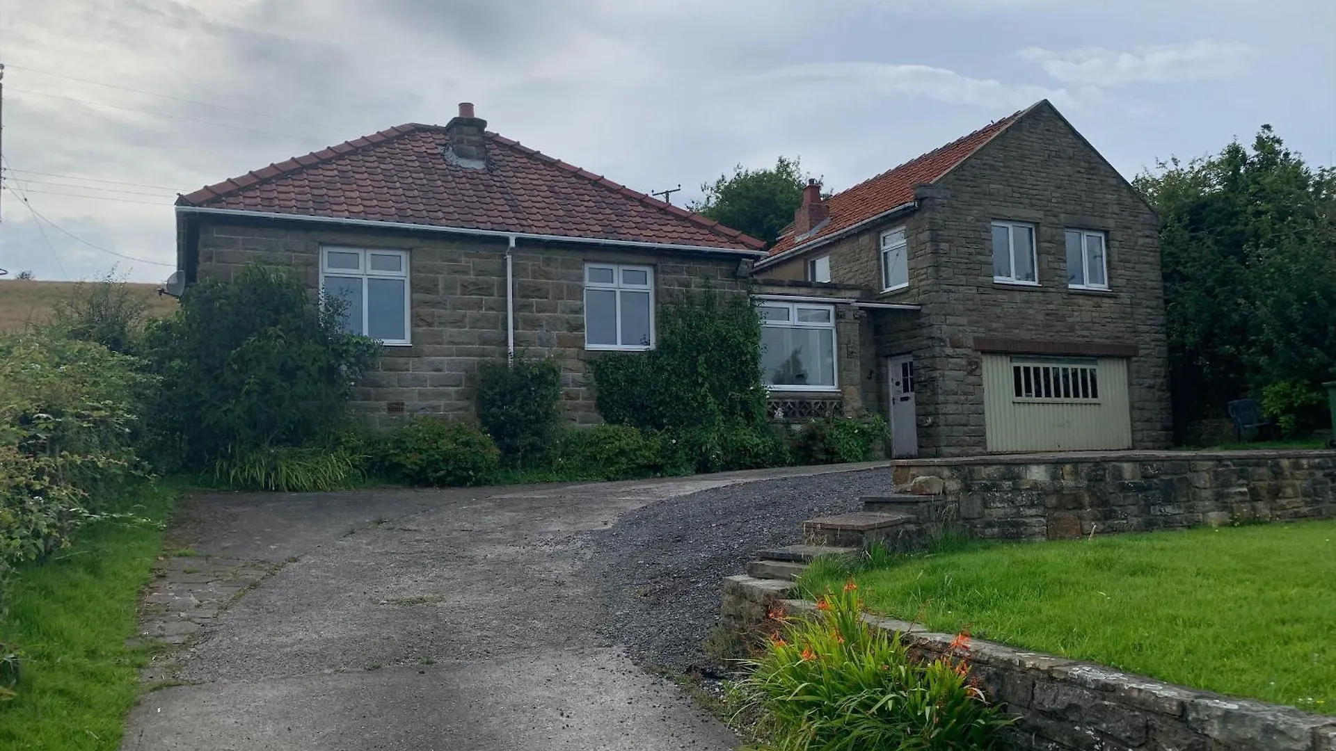 Brambly Cottage Γουίτμπι